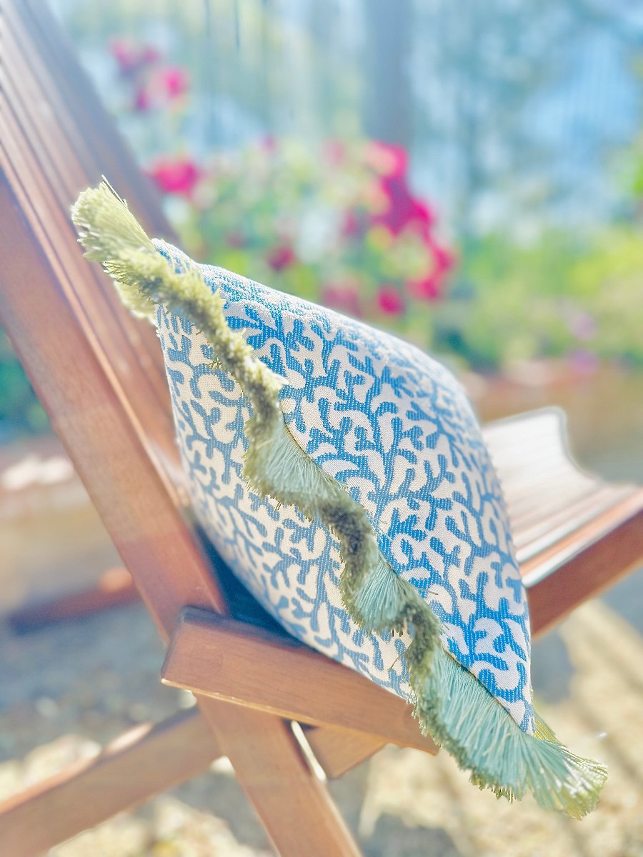 Blue coral Olia pillow