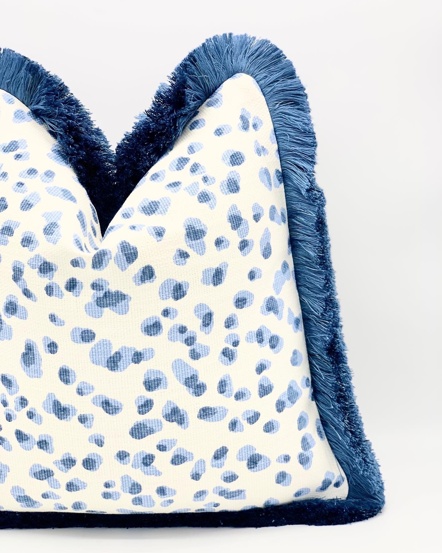 Blue leopard pillow cover